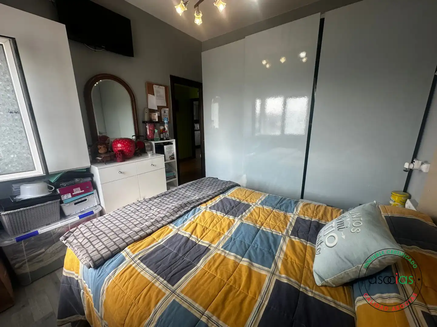Habitación de Piso en venta en Gijón  con Calefacción y Jardín privado