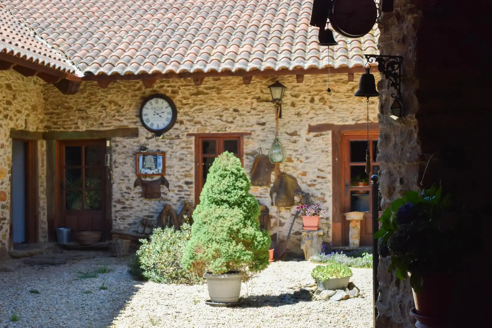 Edifici en venda en Santa María de Ordás
