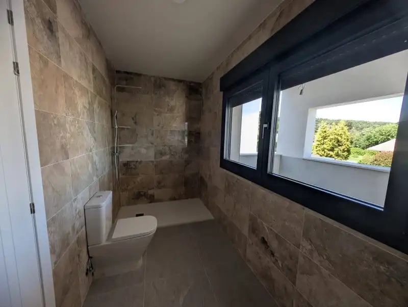 Bany de Casa o xalet en venda en El Espinar amb Calefacció i Terrassa