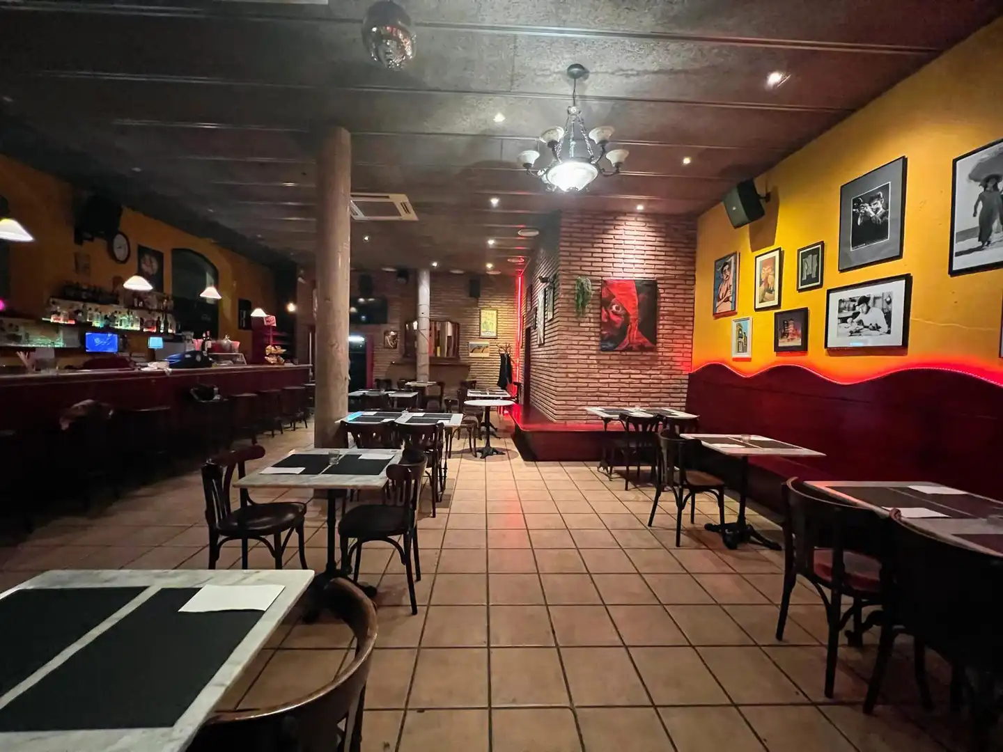 Business premises for sale in Centre Vila, imagen 12