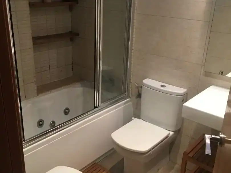 Bany de Pis en venda en El Vendrell amb Aire condicionat i Balcó