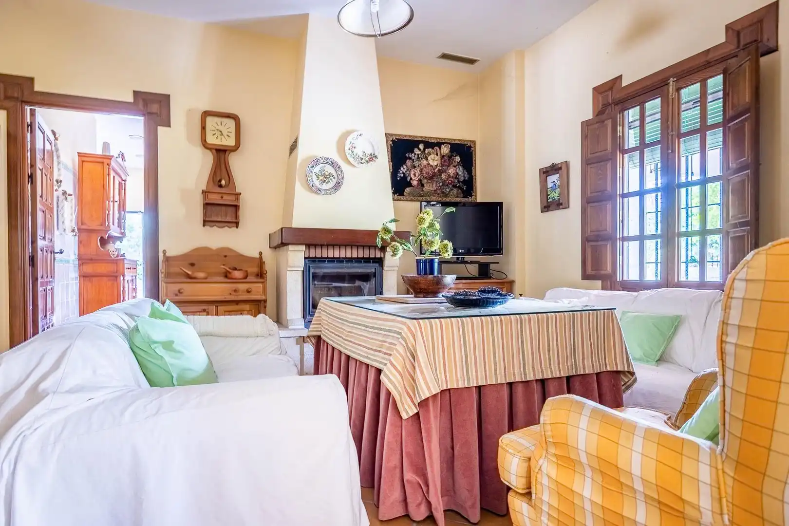 Habitación de Finca rústica en venta en Valencina de la Concepción con Jardín privado, Terraza y Trastero