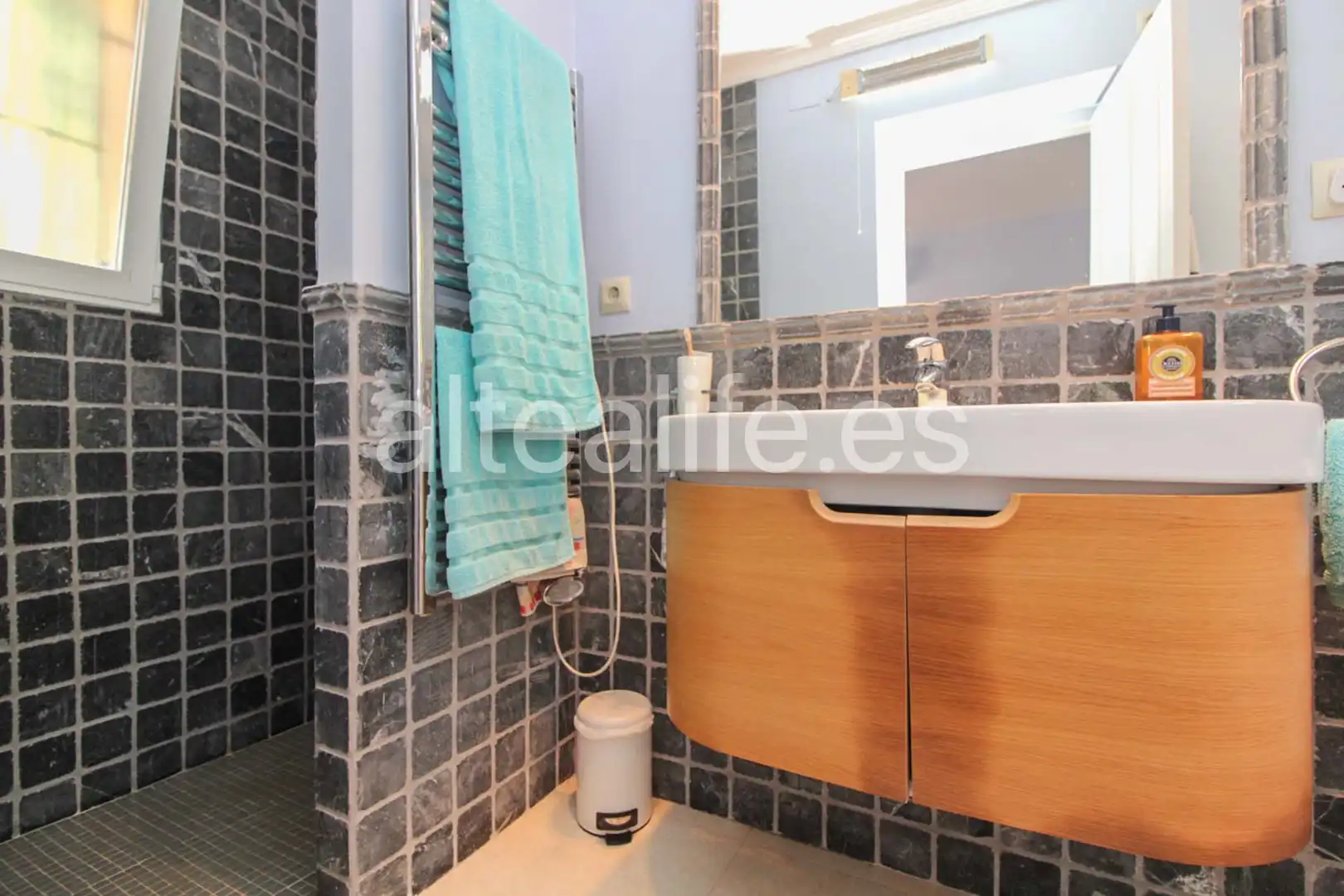 Bathroom of Houses for sale in Altea  with Air Conditioner, Heating and Private garden