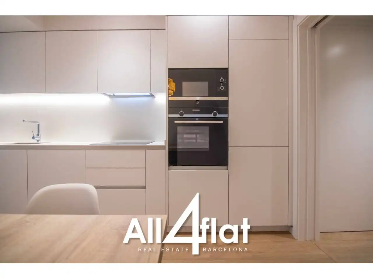 Kitchen of Flat for rent in Barcelona  with Air Conditioner, Heating and Furnished
