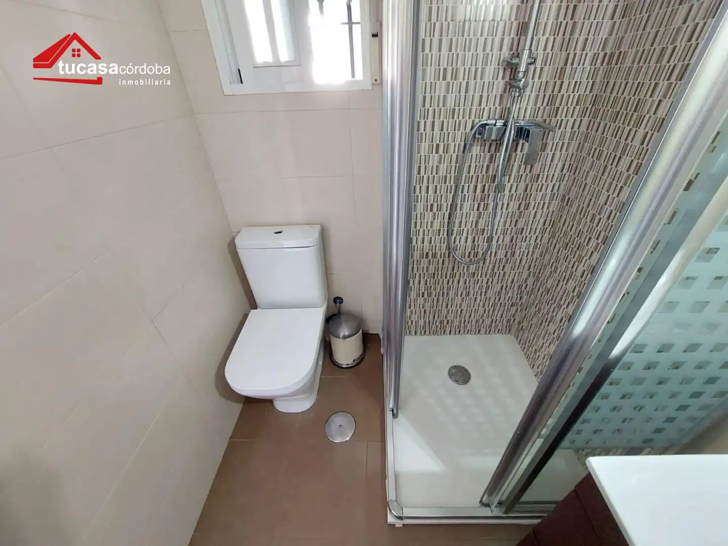 Bany de Casa o xalet en venda en Córdoba amb Terrassa