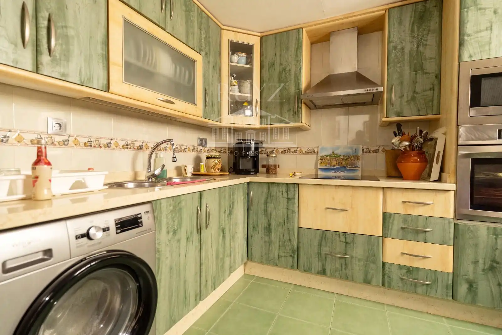 Cocina de Piso en venta en Motril con Aire acondicionado, Calefacción y Trastero