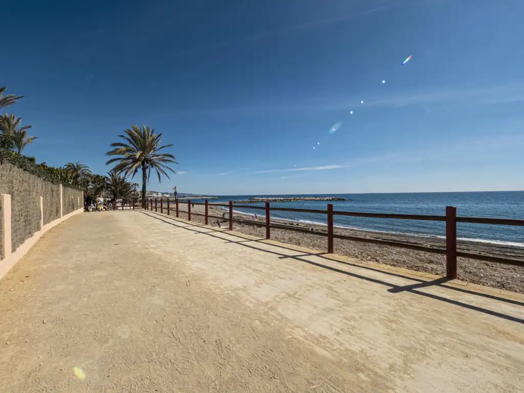 Apartament amb piscina en venda a Nueva Andalucía, imagen 32