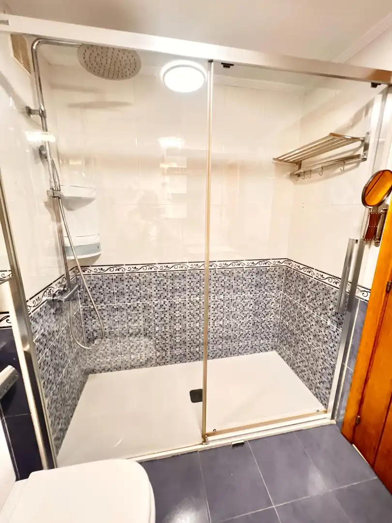 Baño de Piso en venta en Llanes