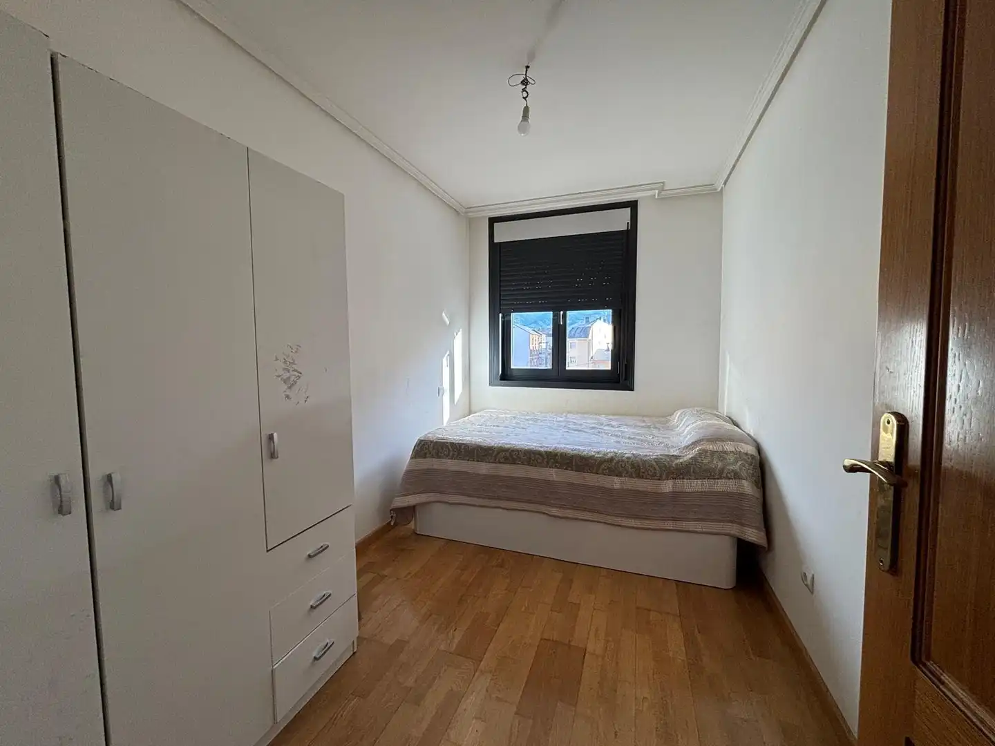 Bedroom of Apartments for sale in Zona Alta