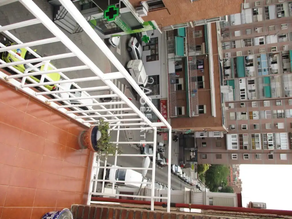Terrassa de Pis en venda en Madrid amb Aire condicionat i Terrassa