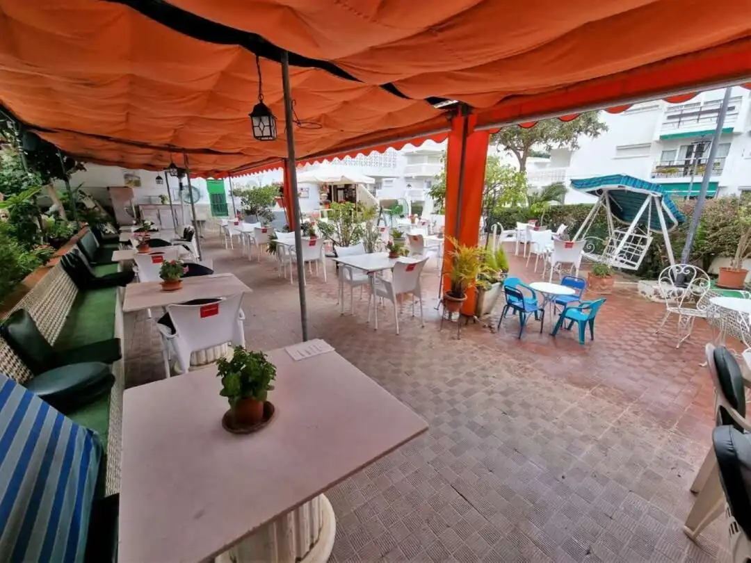 Local en venta en Estepona