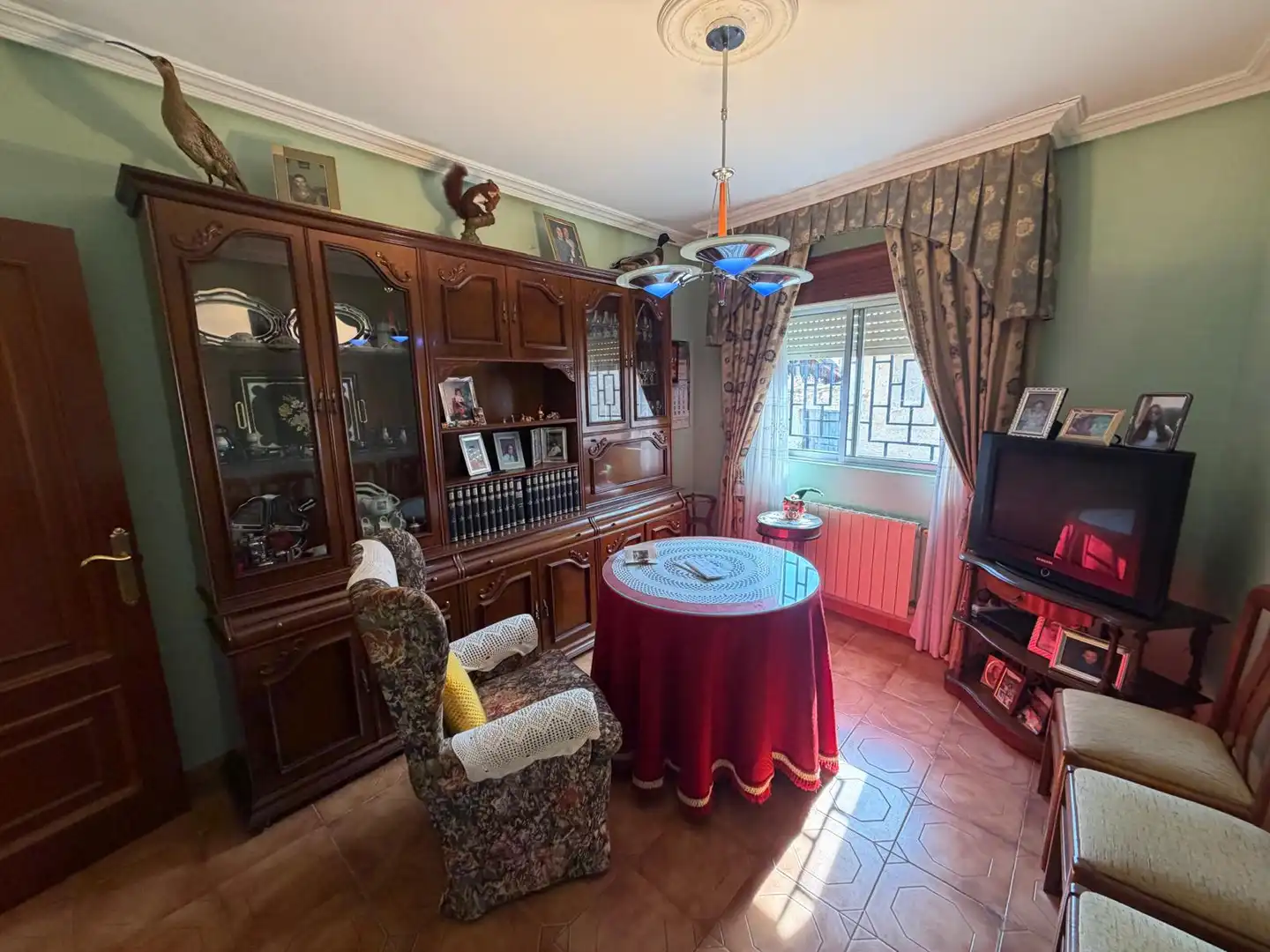 Sala d'estar de Finca rústica en venda en Torrecilla de la Orden amb Calefacció, Terrassa i Traster