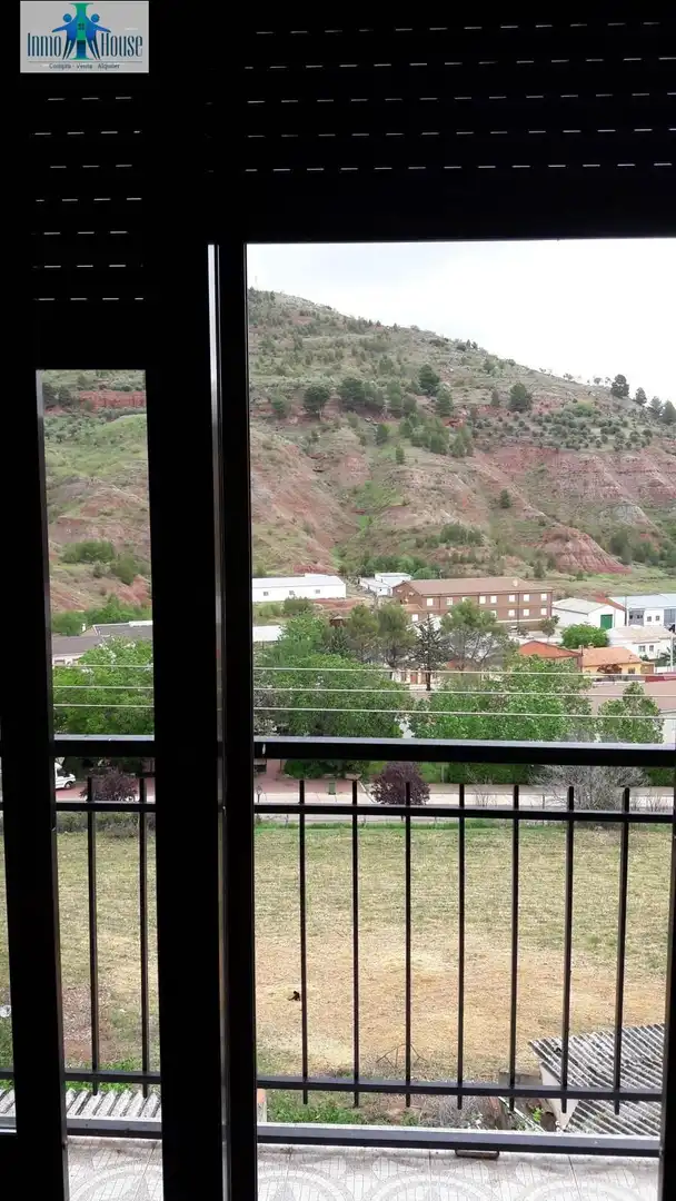Exterior view of Houses for sale in Alcaraz  with Terrace, Furnished and Balcony