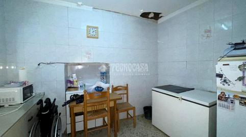 Foto 5 de Casa adosada en venta en Guadix, Granada