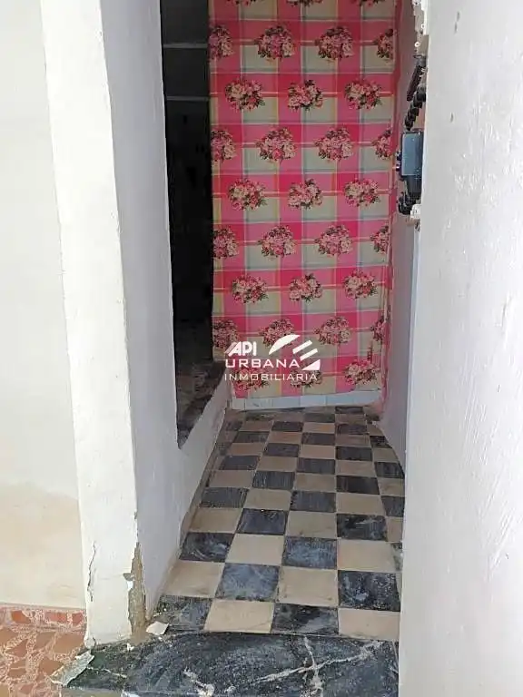 Commercial properties for sale in San Juan De Ávila, 4, Montilla