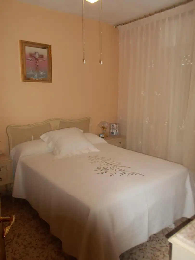 Dormitori de Casa o xalet en venda en Puertollano amb Traster, Moblat i Balcó
