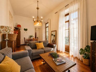 Piso con balcón en venta en Calle San Agustín