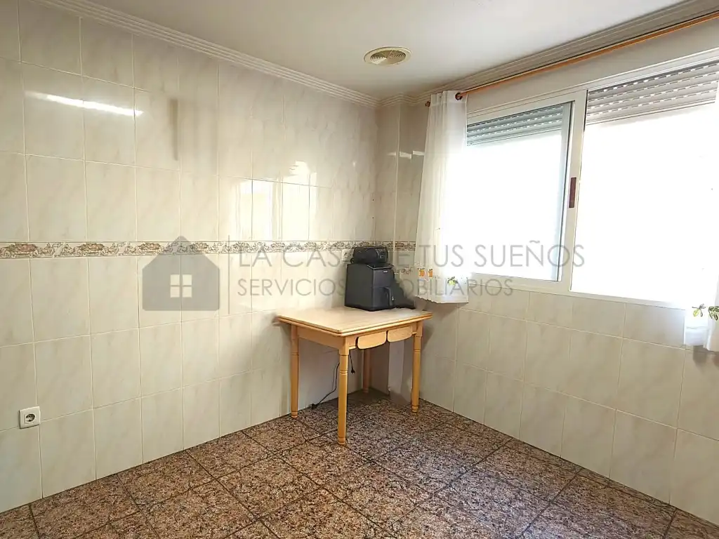 Cuina de Casa adosada en venda en San Crispín - Huerta Nueva-Estación  