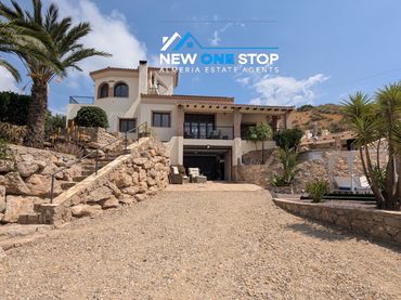 Villa avec balcon à vendre à Paraje el Selvalico
