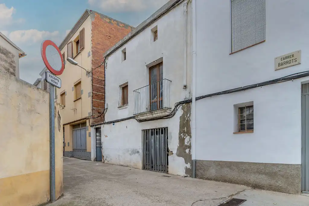 Casa o chalet en venta en C/Barrots, La Fuliola