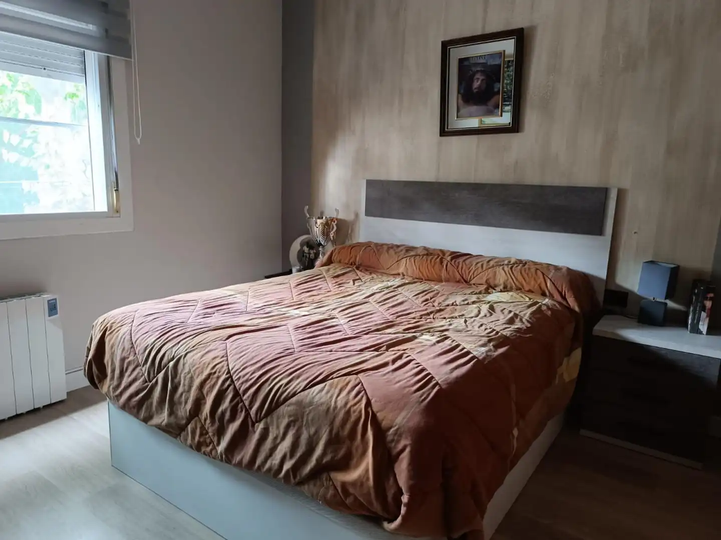Schlafzimmer von Einfamilien-Reihenhaus zum Verkauf in Reus mit Heizung