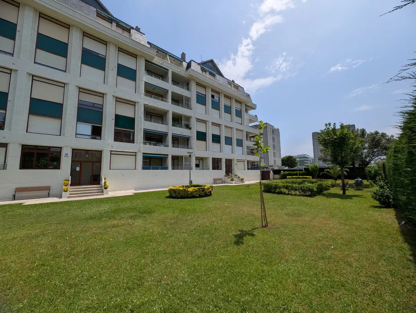 Flat for sale in Laredo - CALLE ENRIQUE MOWINCKEL- RCIA AMANECER, 84, Zona Playa