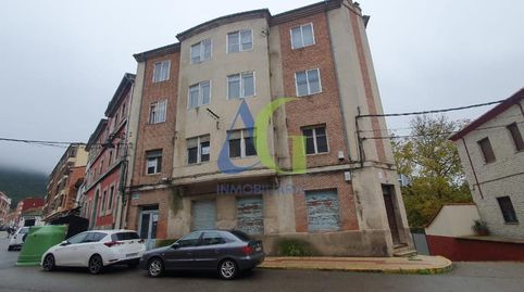 Foto 3 de Edificio en venta en Calle Doctor Rivas, Cistierna, León