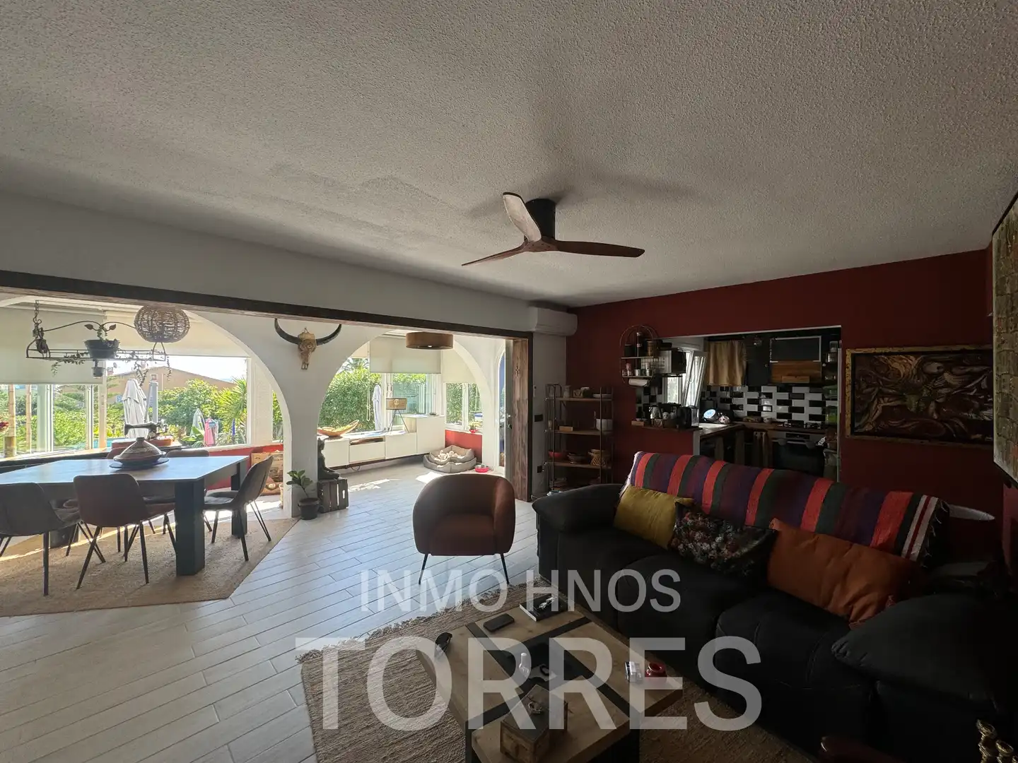 Wohnzimmer von Haus oder Chalet zum Verkauf in Peñíscola / Peníscola mit Klimaanlage, Privatgarten und Terrasse