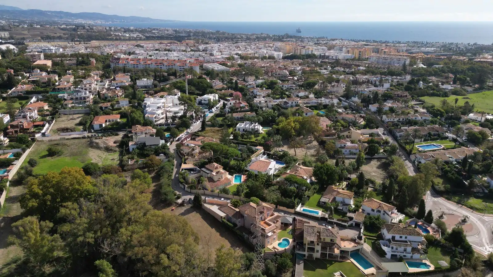 Chalet con piscina en venta en Avenida Pablo Ruiz Picasso 11, imagen 6