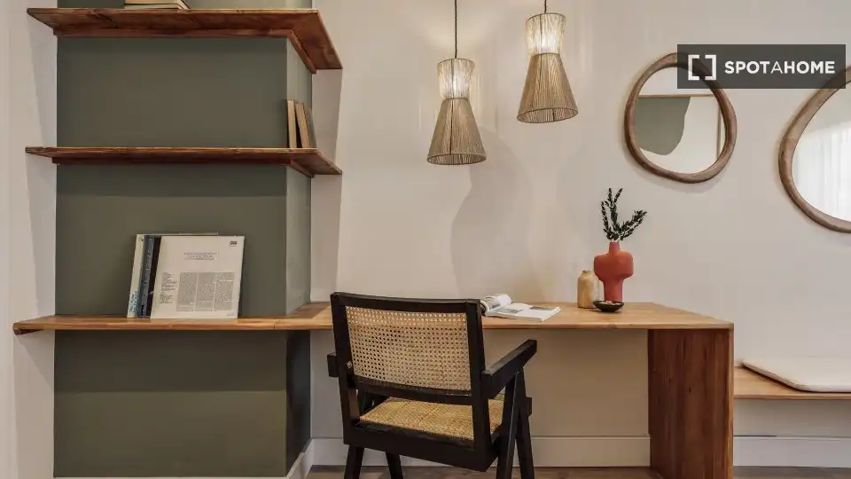 Dining room of Flat for rent in Barcelona  with Air Conditioner, Heating and Furnished