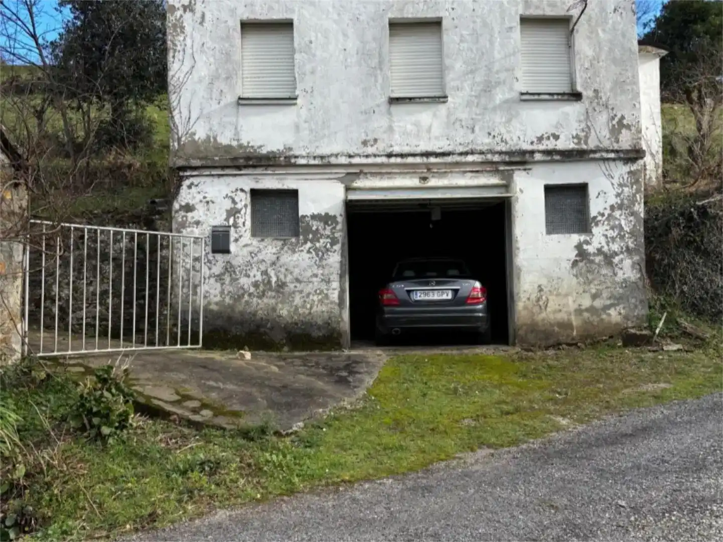 Aparcament de Casa o xalet en venda en Boal