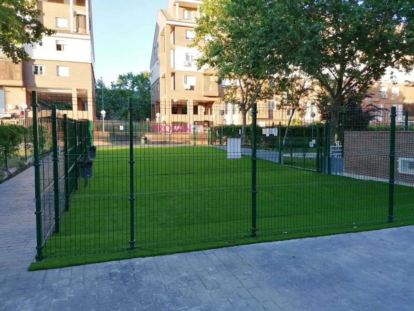 Außenansicht von Wohnung zur Miete in Torrejón de Ardoz mit Klimaanlage, Heizung und Whirlpool