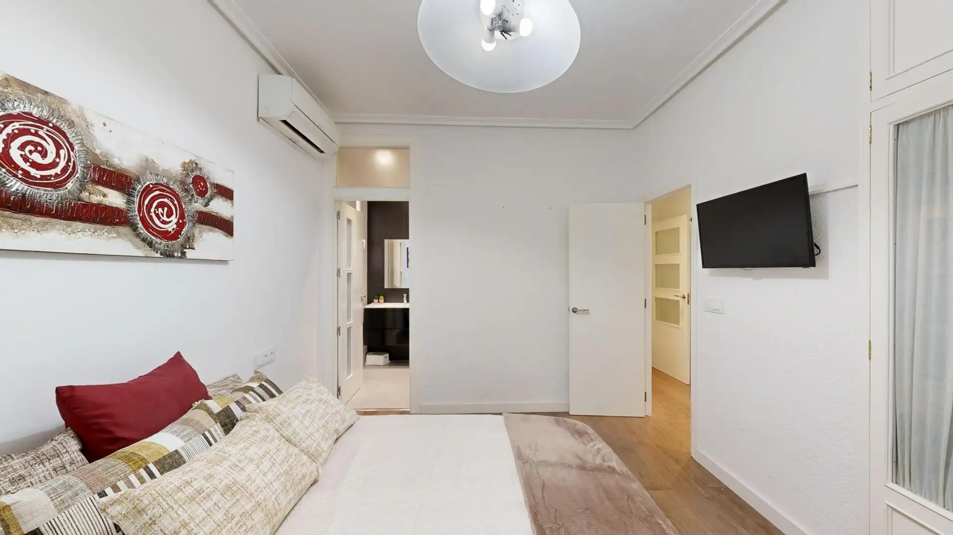 Bedroom of Flat for sale in Cartagena  with Air Conditioner, Heating and Storage room