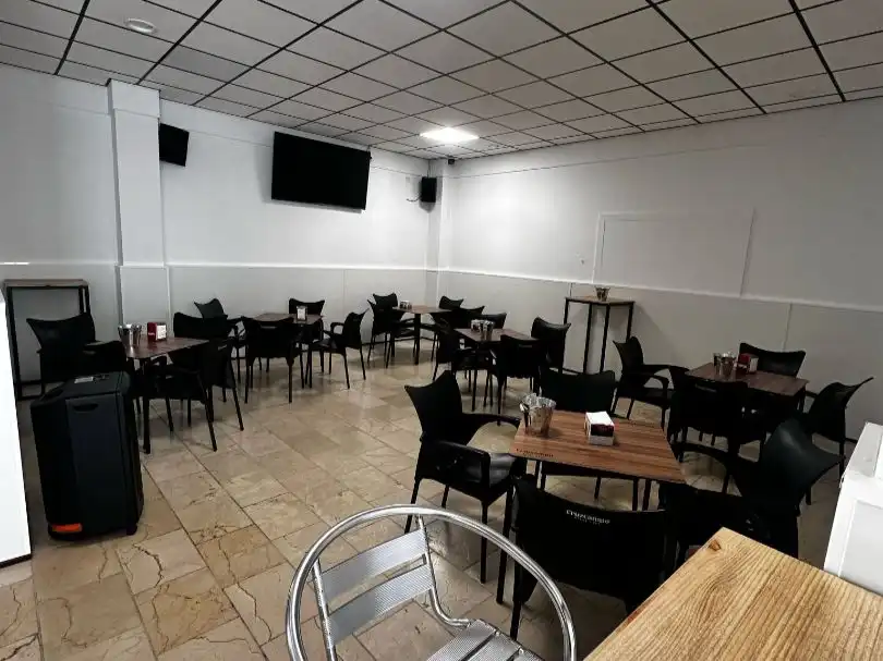 Local de alquiler en Estepa con Aire acondicionado, Calefacción y Amueblado