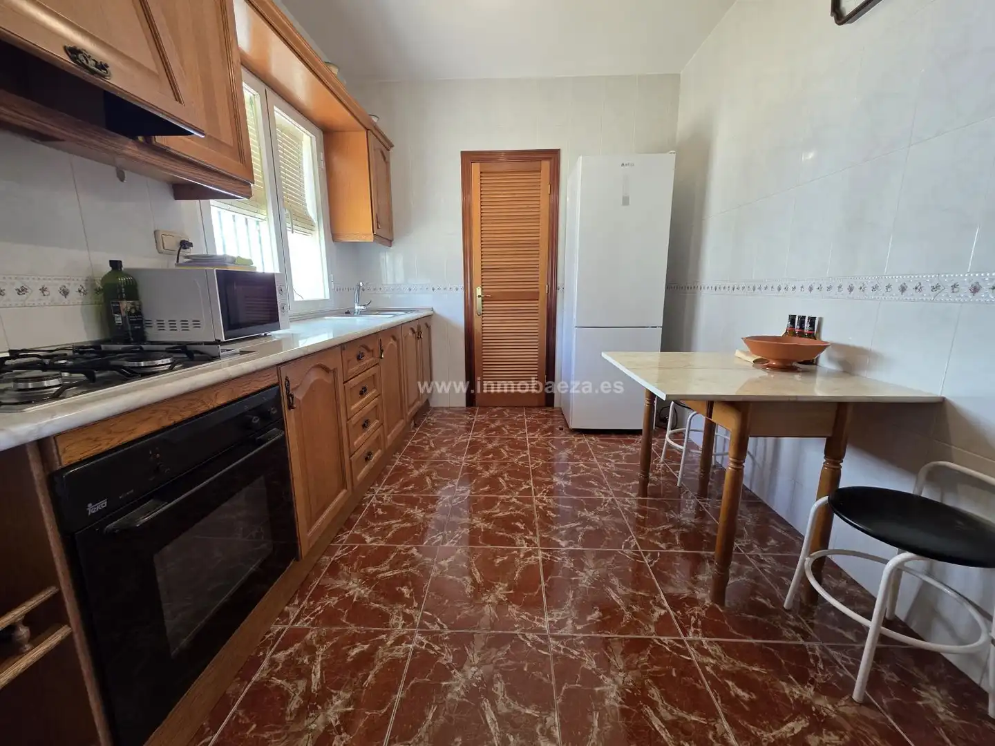 Kitchen of Houses for rent in Baeza  with Terrace, Furnished and Balcony