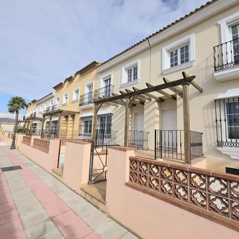 Exterior view of Flat for sale in Cuevas del Almanzora  with Private garden, Terrace and Community pool