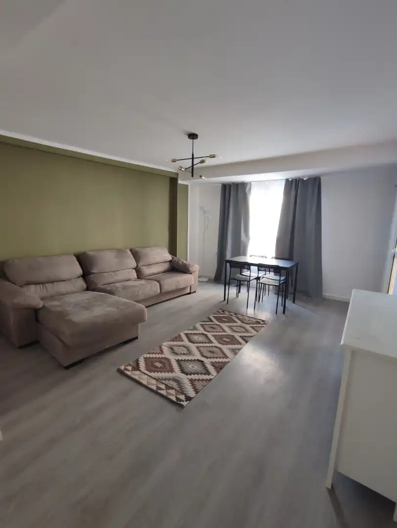 Sala d'estar de Pis de lloguer en Valencia amb Terrassa, Moblat i Rentadora