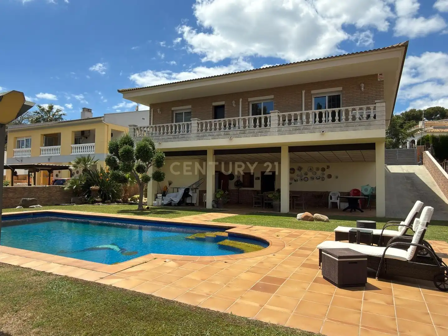 Exterior view of Houses for sale in Cunit  with Air Conditioner