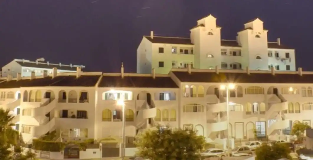 Außenansicht von Wohnungen zur Miete in El Portil mit Klimaanlage und Möbliert
