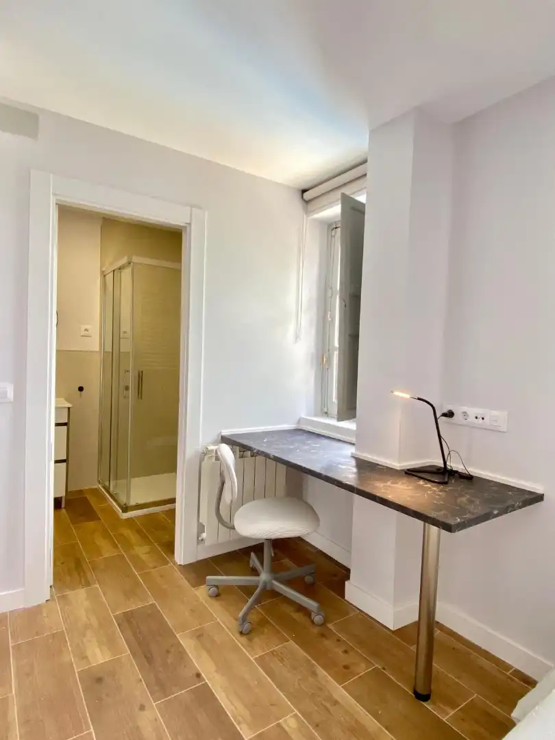 Habitación de Edificio en venta en Ávila