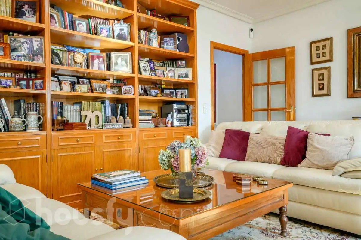 Sala de estar de Ático en venta en Madrid con Aire acondicionado, Calefacción y Parquet