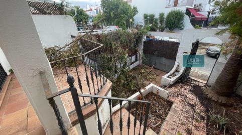 Foto 5 de Casa adosada en venda a Calle Gladiolo, 44, Cavaleri, Mairena del Aljarafe