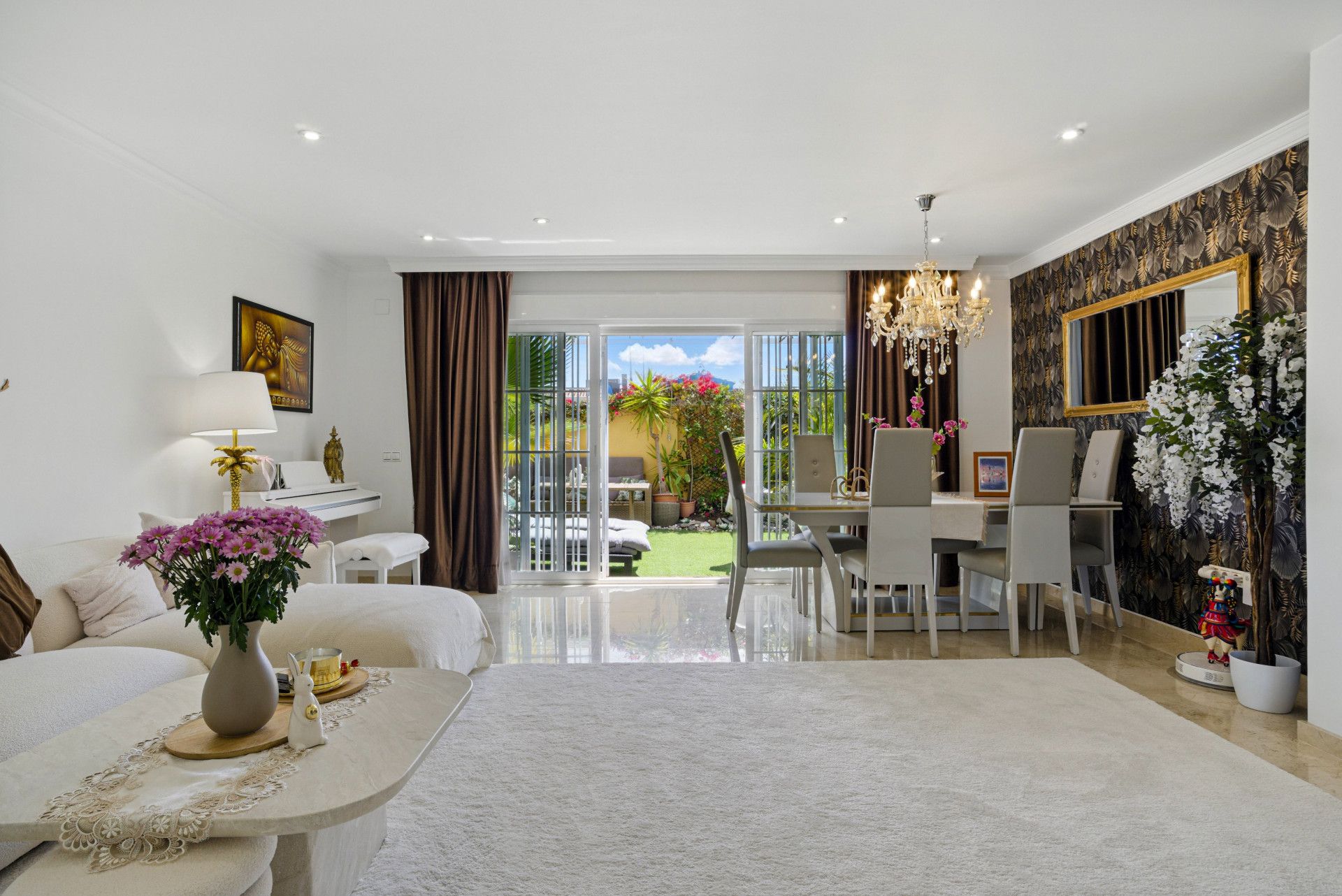 Living room of Single-family semi-detached for sale in Mijas  with Air Conditioner, Private garden and Terrace