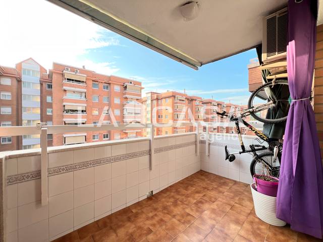 Piso en Venta en Passatge Riu Congost en Lloreda