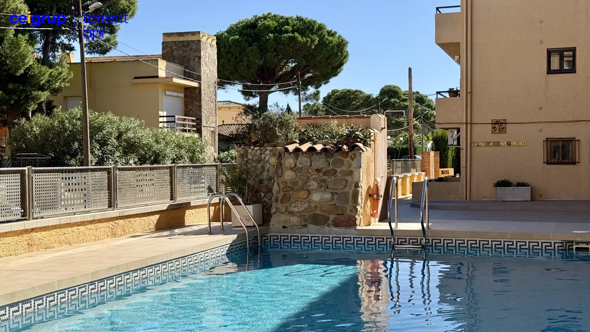 Piso con piscina en venta en Els Griells, imagen 2