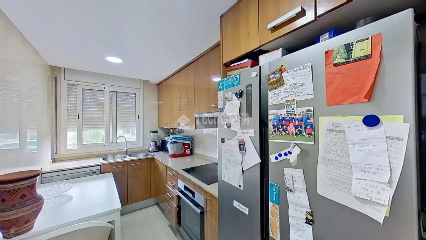 Kitchen of Flat for sale in Manresa  with Terrace and Balcony