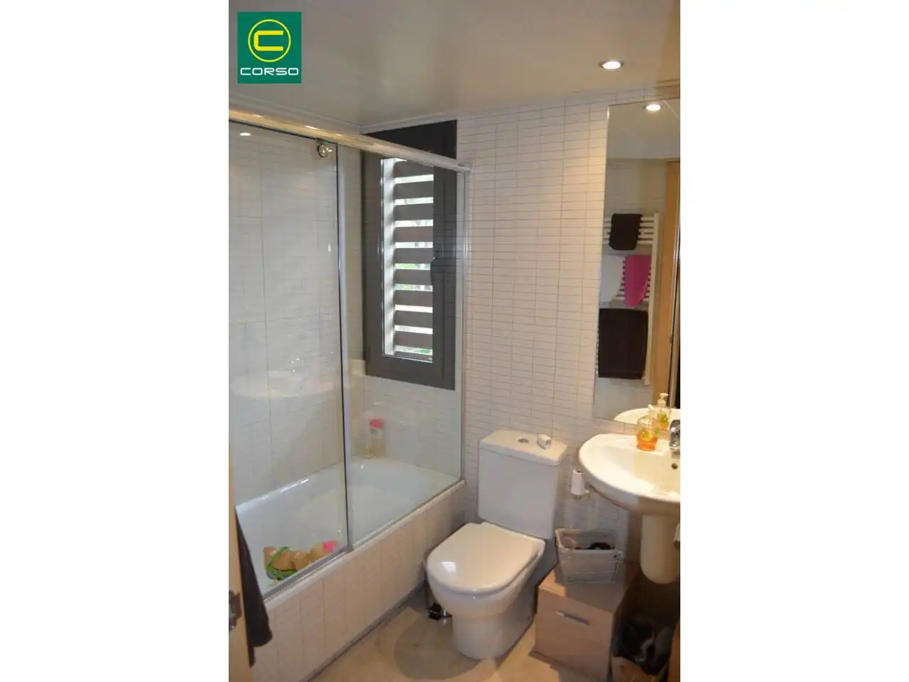Bathroom of Houses for sale in Canovelles  with Heating, Terrace and Alarm