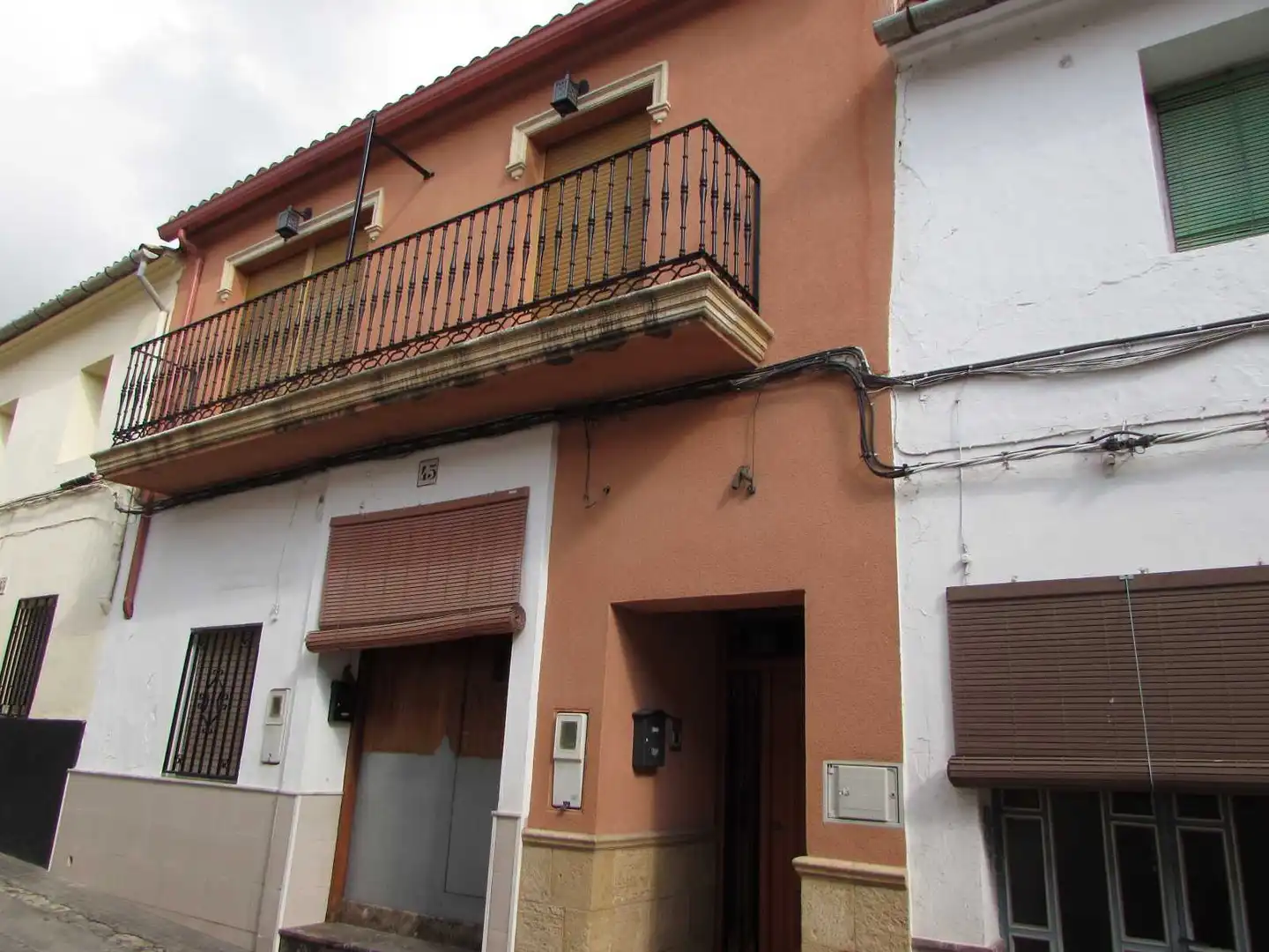 Vista exterior de Pis en venda en La Llosa de Ranes