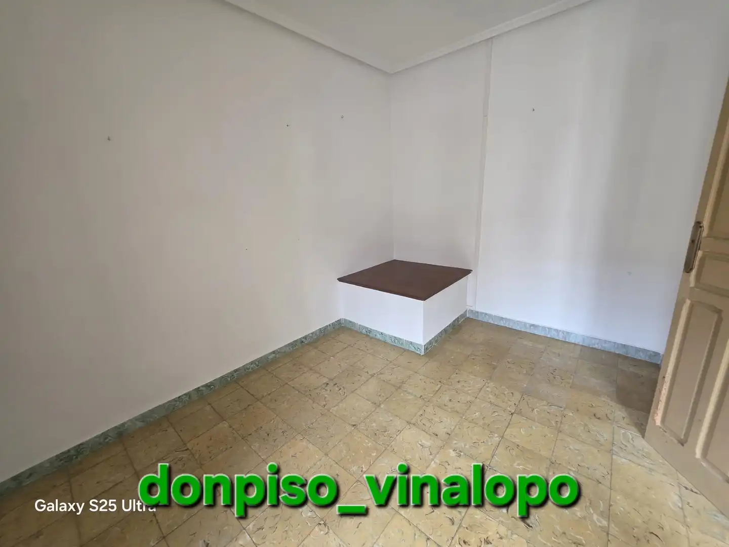 Casa aparellada en venda a Plaza Castelar - Mercado Central, imagen 17