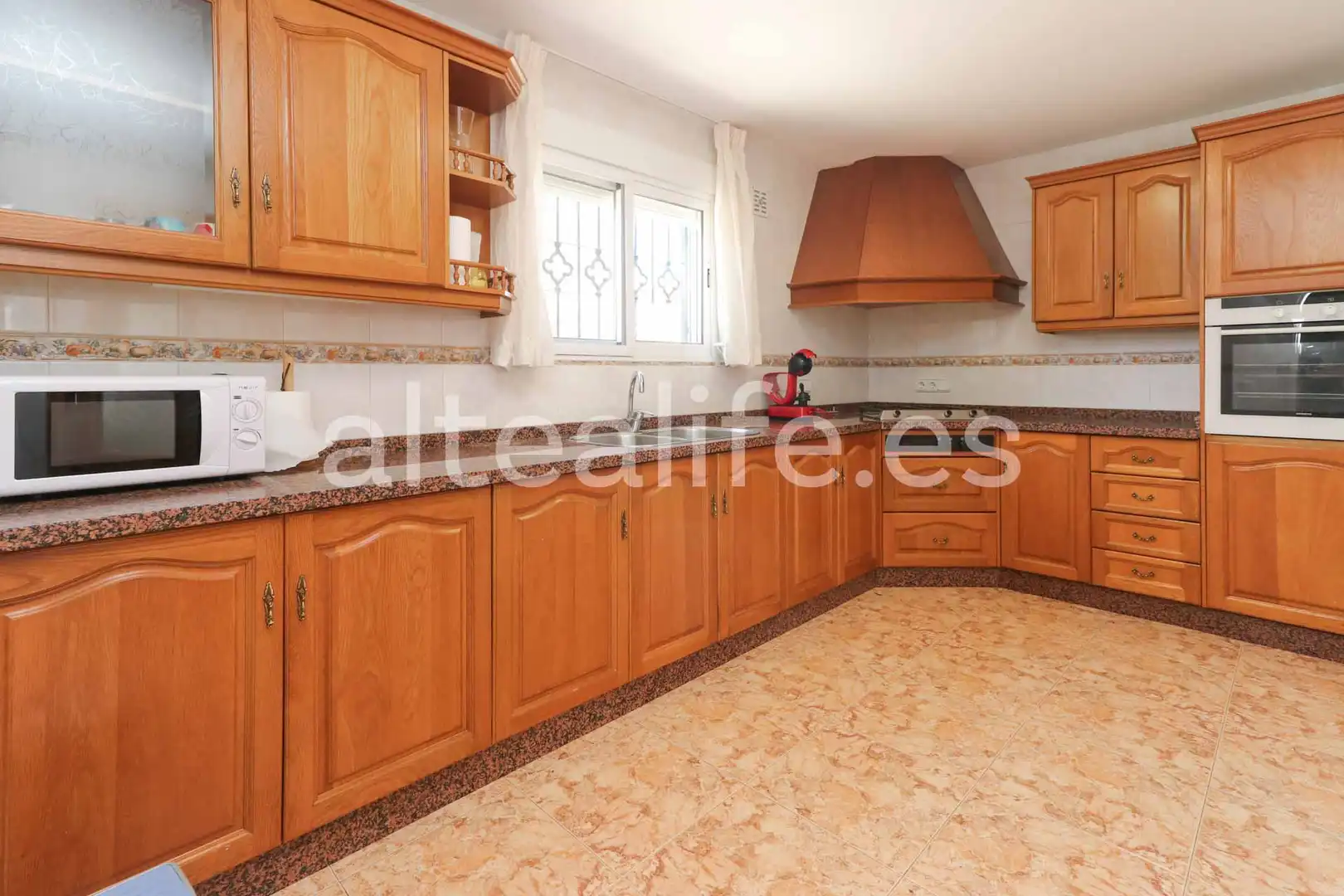 Casa o xalet de lloguer a Calle Londres, El Tossal - Bello Horizonte
